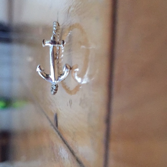 Ring - Picture 2 of 3